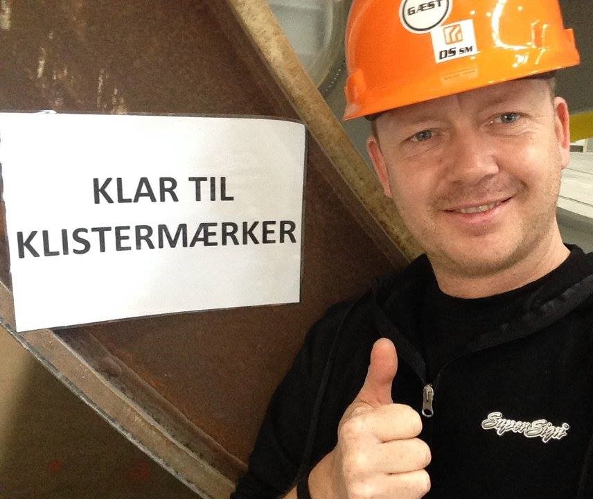 klartilmedarbejder_smal